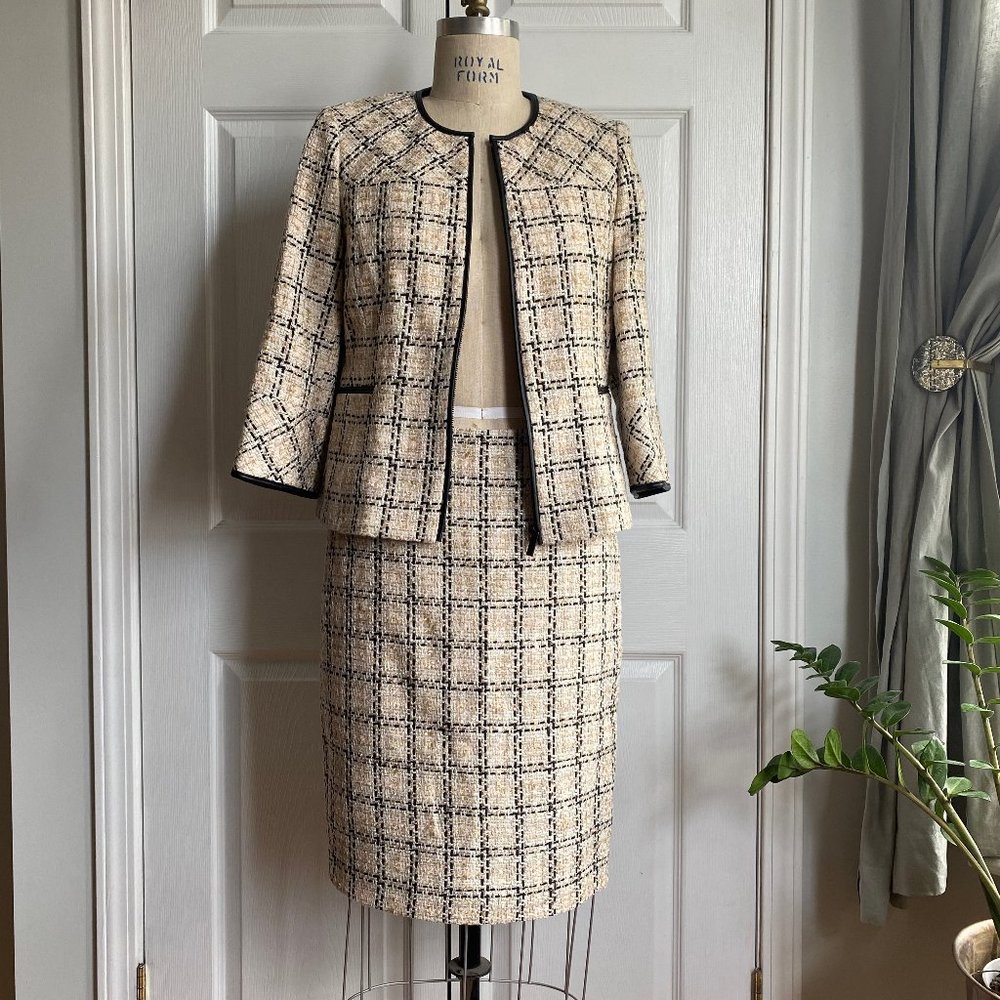 NWOT Karl Lagerfeld Paris Skirt Suit Tweed Chanel Black Blazer Sz 6 Skirt Size 4